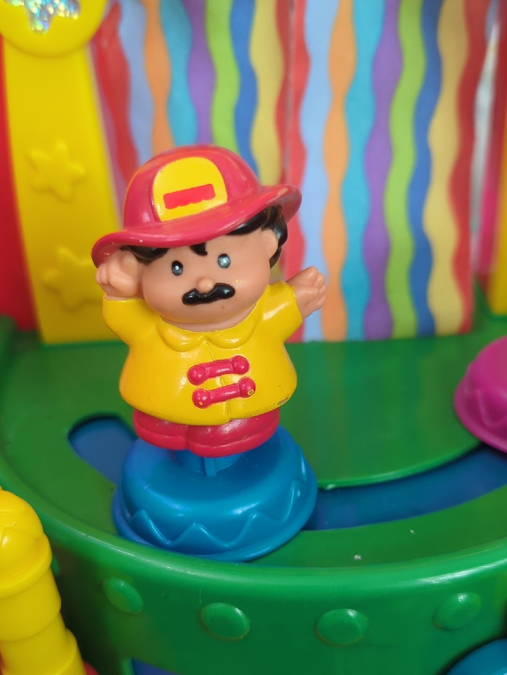 Llittle People - Yellow & Red Firefighter Figure Toy - Kids Action Playset